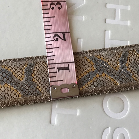 B. BELT HANDCRAFTED LEATHER SABIA BELT TAUPE / GOLD main image 7